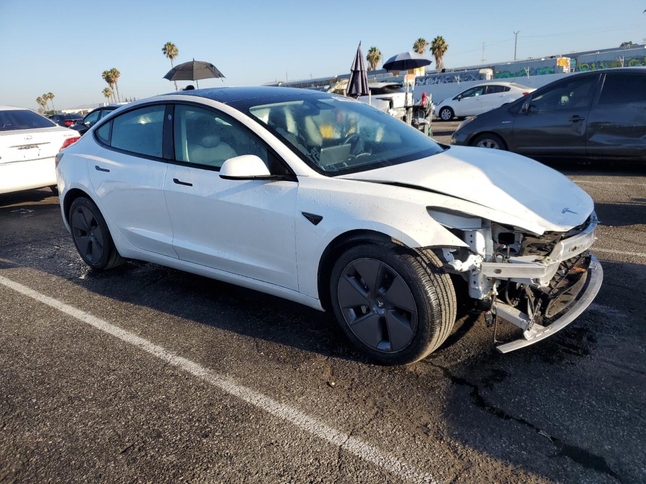 Photo 3 VIN: 5YJ3E1EA3PF409174 - TESLA MODEL 3 