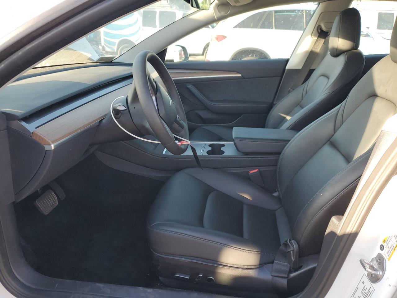 Photo 6 VIN: 5YJ3E1EA3PF409174 - TESLA MODEL 3 