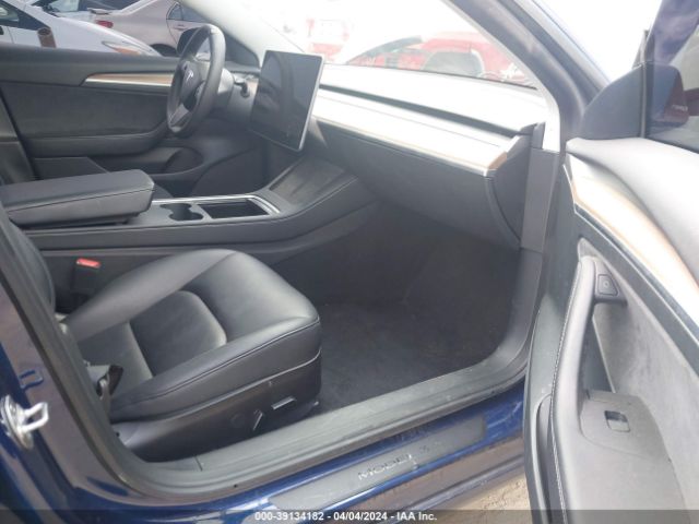 Photo 4 VIN: 5YJ3E1EA3PF420790 - TESLA MODEL 3 