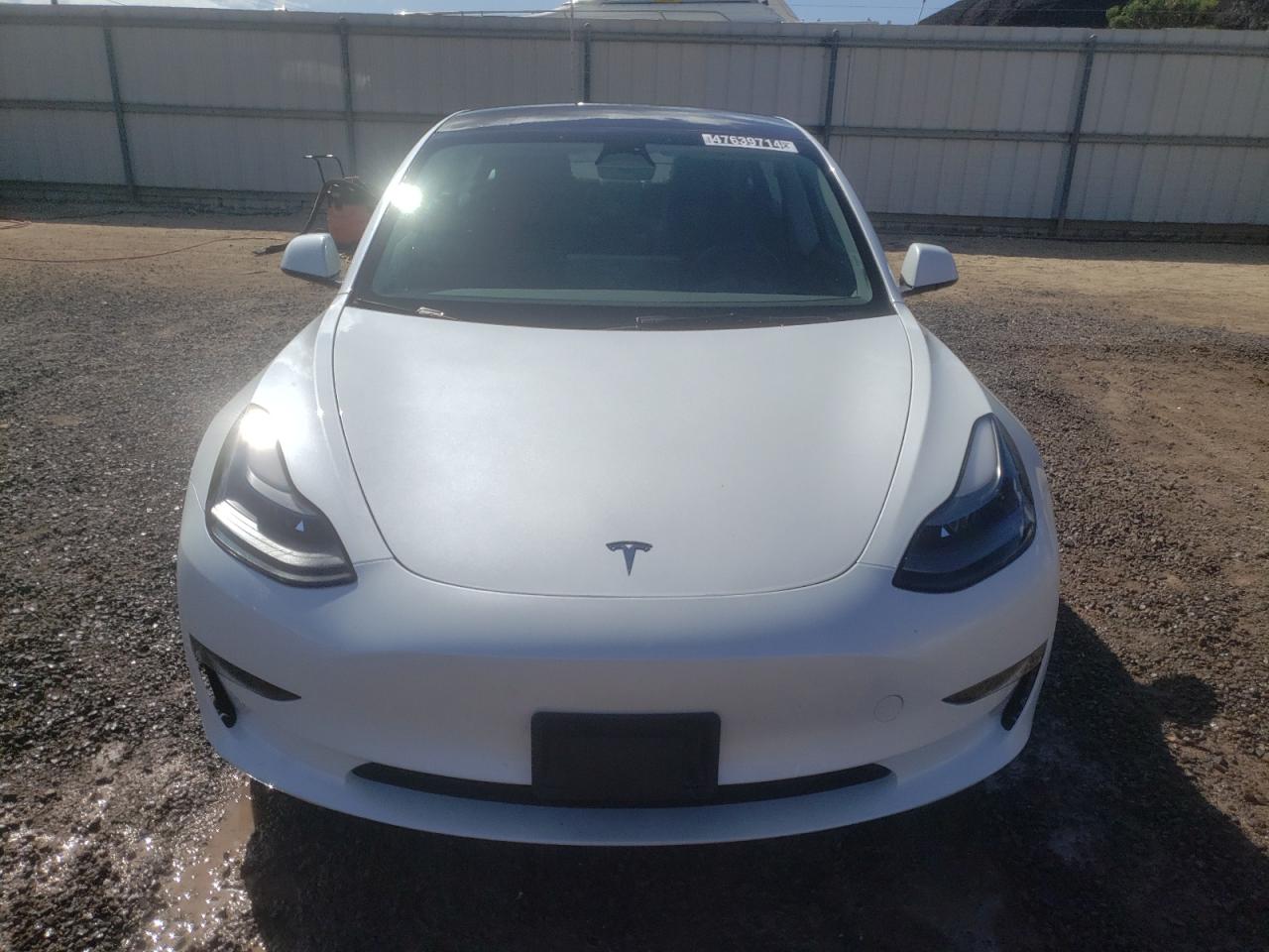 Photo 4 VIN: 5YJ3E1EA3PF428355 - TESLA MODEL 3 