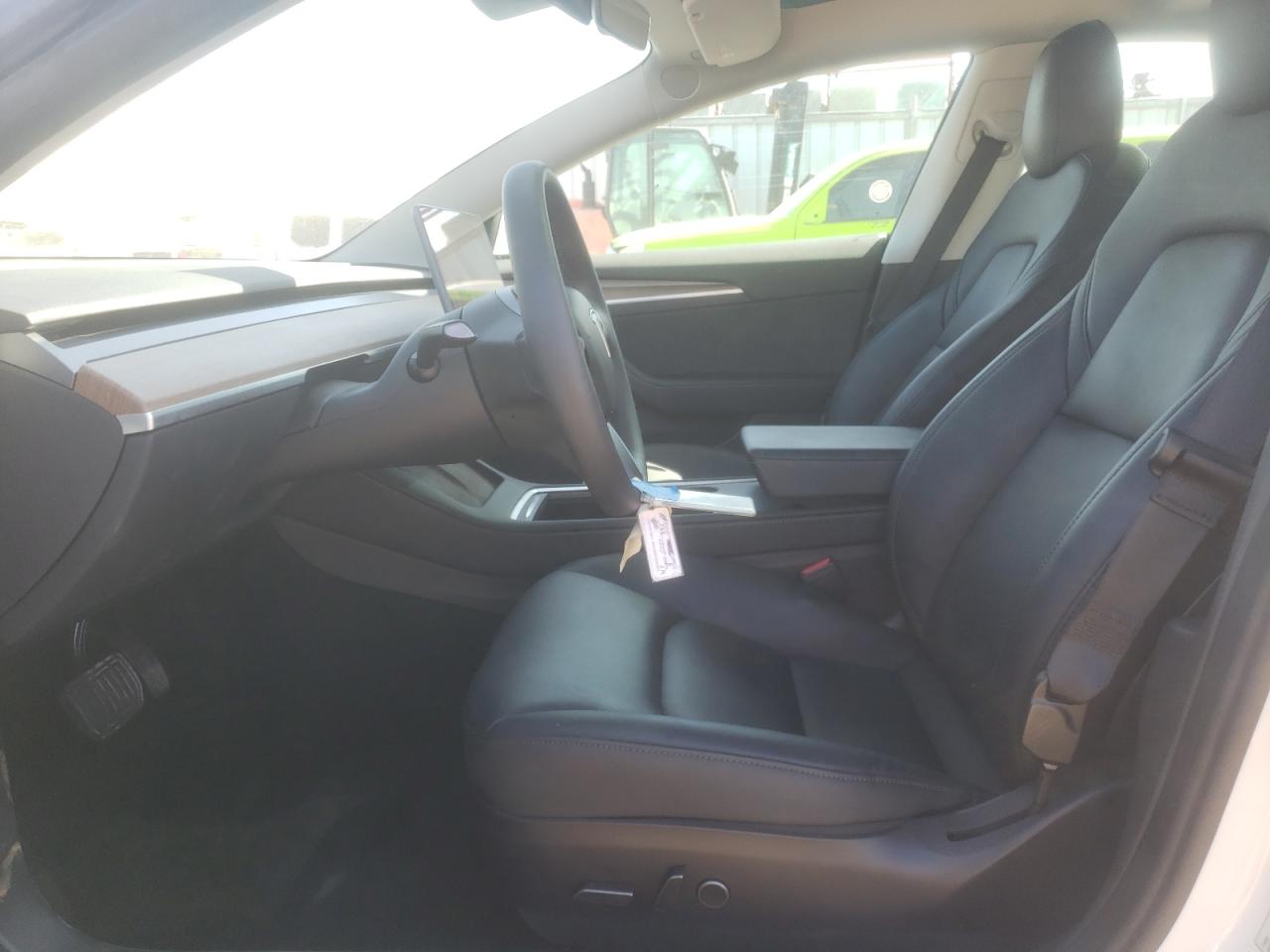 Photo 6 VIN: 5YJ3E1EA3PF428355 - TESLA MODEL 3 