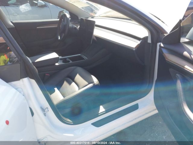 Photo 4 VIN: 5YJ3E1EA3PF429621 - TESLA MODEL 3 