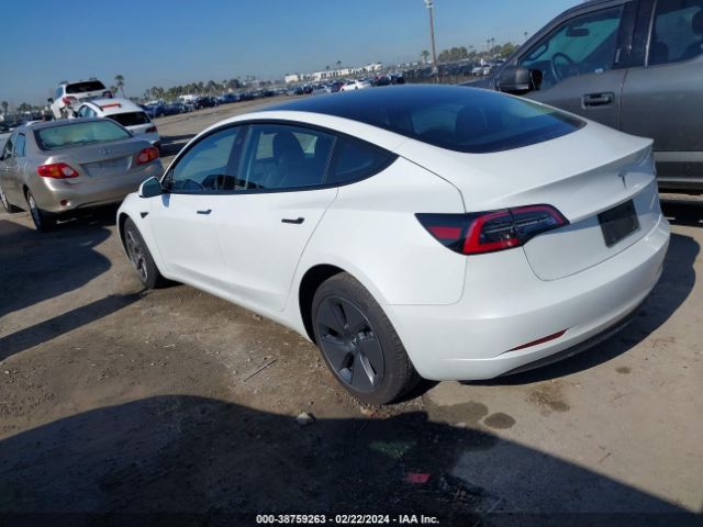 Photo 2 VIN: 5YJ3E1EA3PF432518 - TESLA MODEL 3 