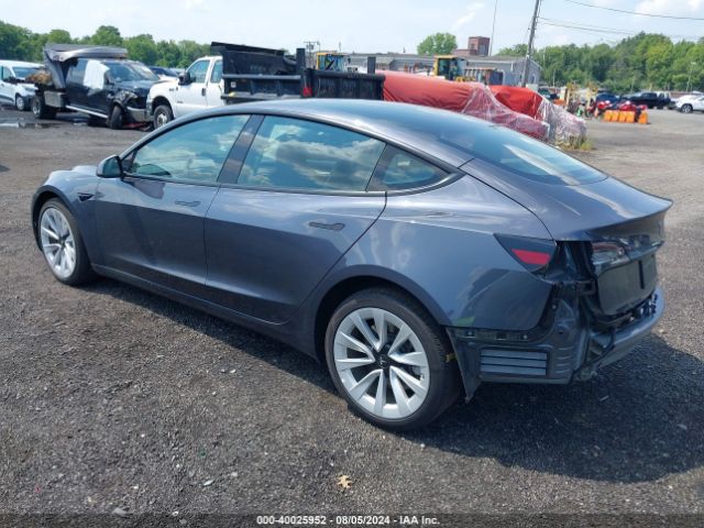 Photo 2 VIN: 5YJ3E1EA3PF435760 - TESLA MODEL 3 