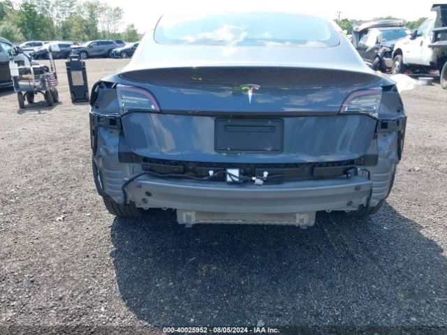 Photo 5 VIN: 5YJ3E1EA3PF435760 - TESLA MODEL 3 