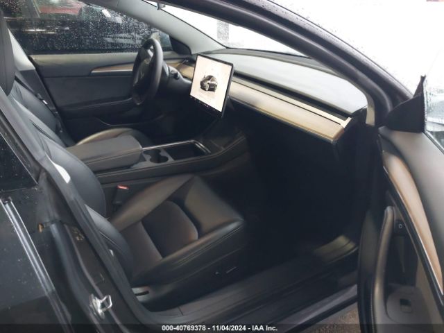 Photo 4 VIN: 5YJ3E1EA3PF448122 - TESLA MODEL 3 