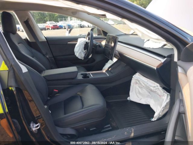 Photo 4 VIN: 5YJ3E1EA3PF476115 - TESLA MODEL 3 