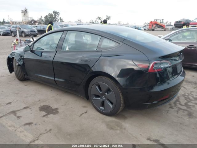 Photo 2 VIN: 5YJ3E1EA3PF488295 - TESLA MODEL 3 