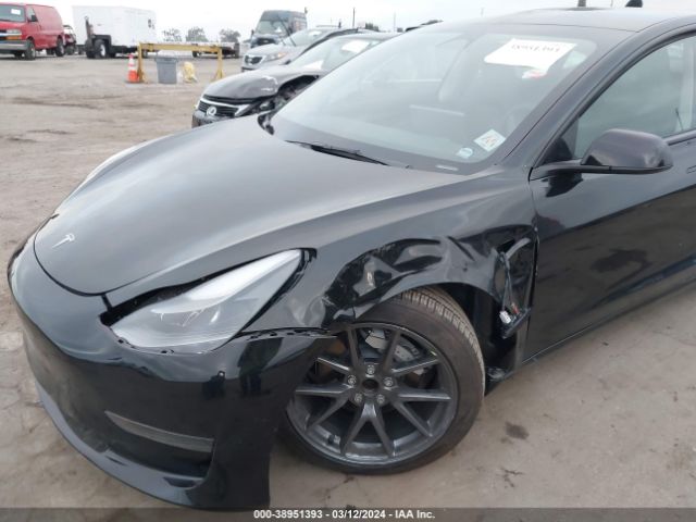 Photo 5 VIN: 5YJ3E1EA3PF488295 - TESLA MODEL 3 