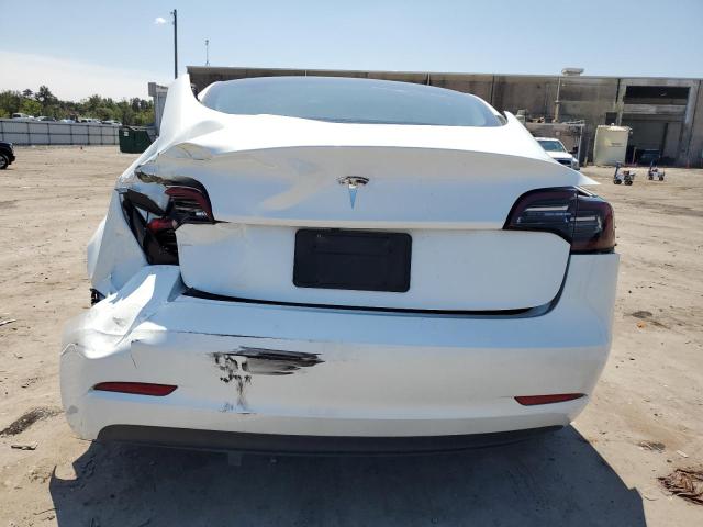 Photo 5 VIN: 5YJ3E1EA3PF496090 - TESLA MODEL 3 