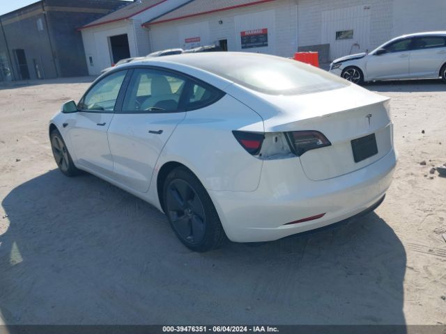 Photo 2 VIN: 5YJ3E1EA3PF554652 - TESLA MODEL 3 