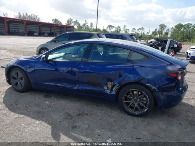 Photo 5 VIN: 5YJ3E1EA3PF556403 - TESLA MODEL 3 