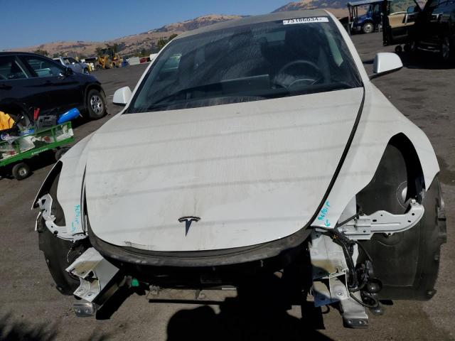 Photo 4 VIN: 5YJ3E1EA3PF558121 - TESLA MODEL 3 