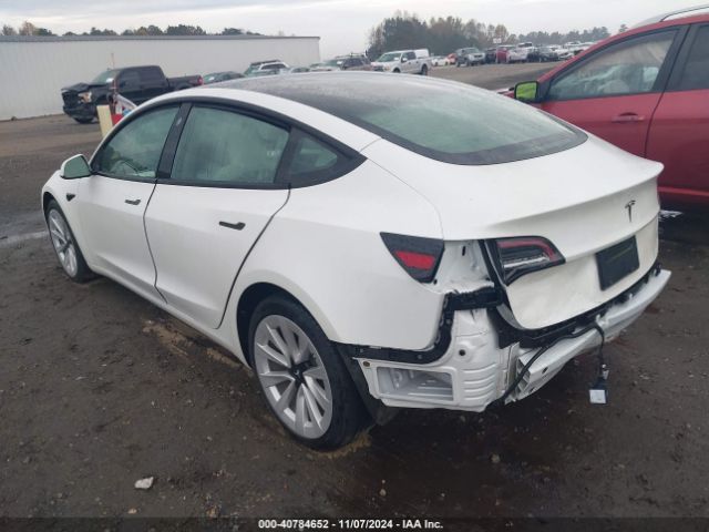 Photo 2 VIN: 5YJ3E1EA3PF563707 - TESLA MODEL 3 