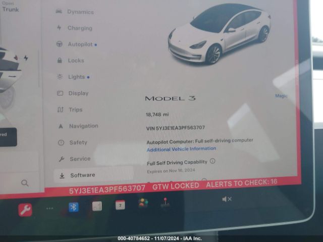 Photo 6 VIN: 5YJ3E1EA3PF563707 - TESLA MODEL 3 