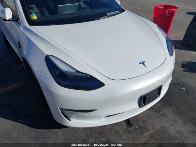 Photo 5 VIN: 5YJ3E1EA3PF564906 - TESLA MODEL 3 