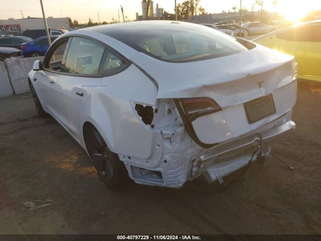 Photo 2 VIN: 5YJ3E1EA3PF573136 - TESLA MODEL 3 