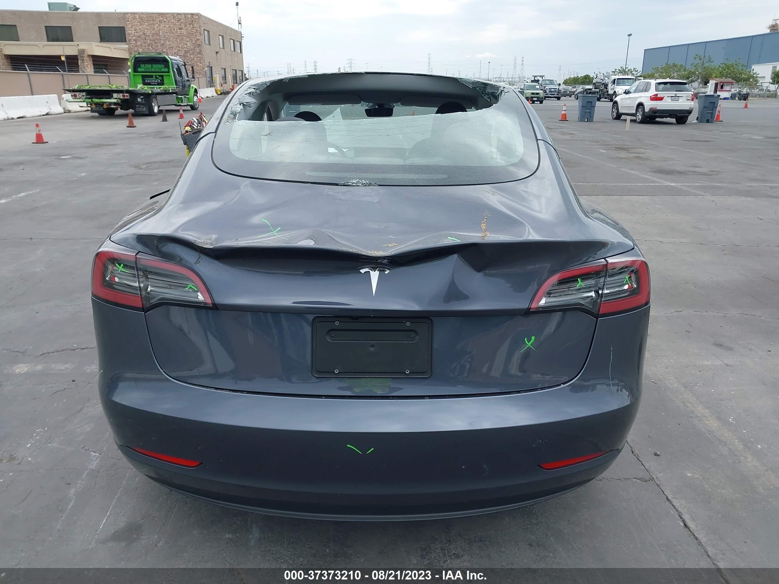 Photo 15 VIN: 5YJ3E1EA3PF583018 - TESLA MODEL 3 