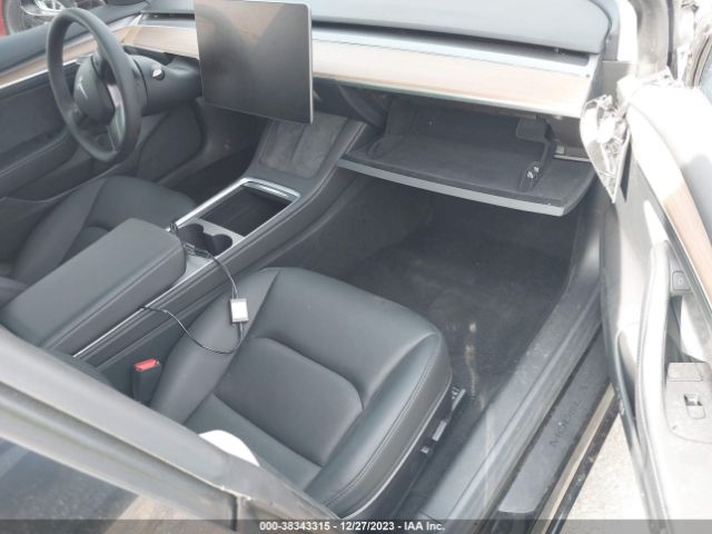 Photo 4 VIN: 5YJ3E1EA3PF593967 - TESLA MODEL 3 