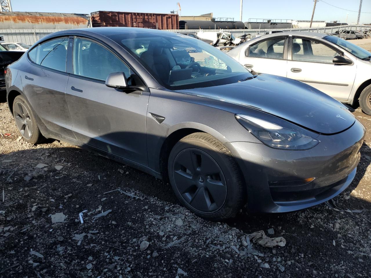 Photo 3 VIN: 5YJ3E1EA3PF599011 - TESLA MODEL 3 