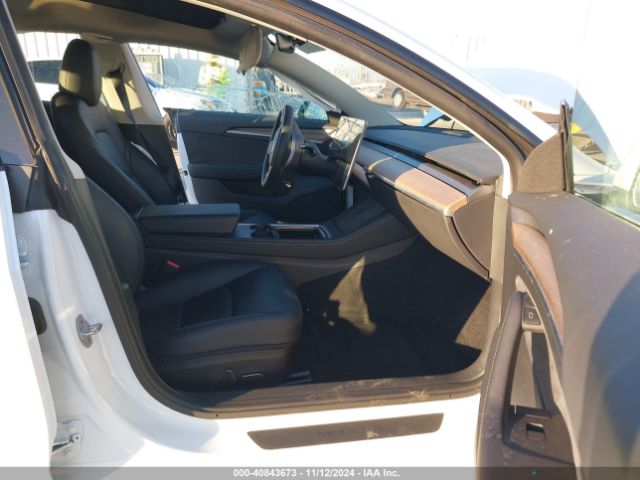 Photo 4 VIN: 5YJ3E1EA3PF605020 - TESLA MODEL 3 