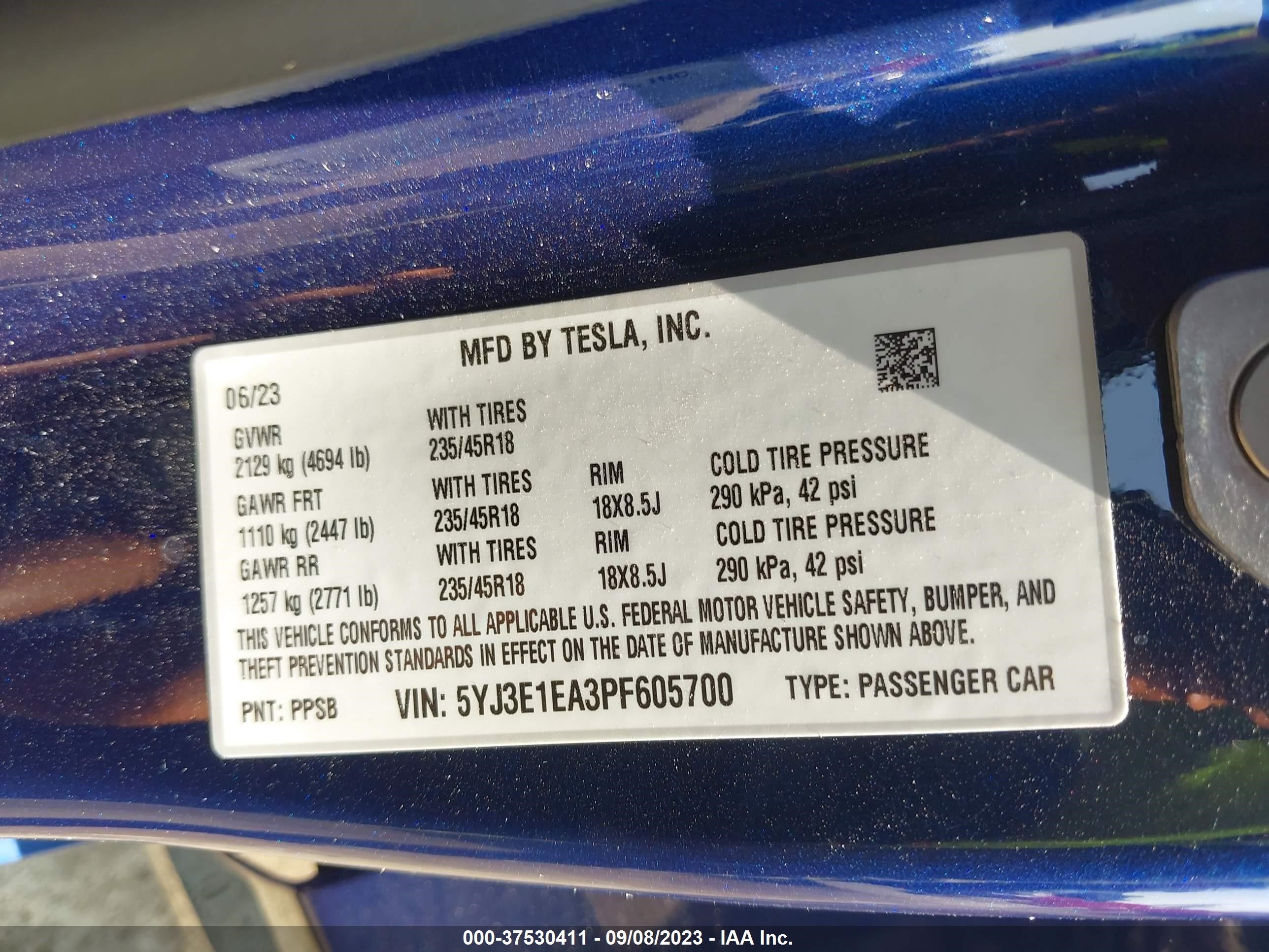 Photo 8 VIN: 5YJ3E1EA3PF605700 - TESLA MODEL 3 