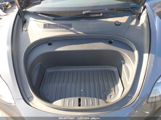 Photo 9 VIN: 5YJ3E1EA3PF615109 - TESLA MODEL 3 