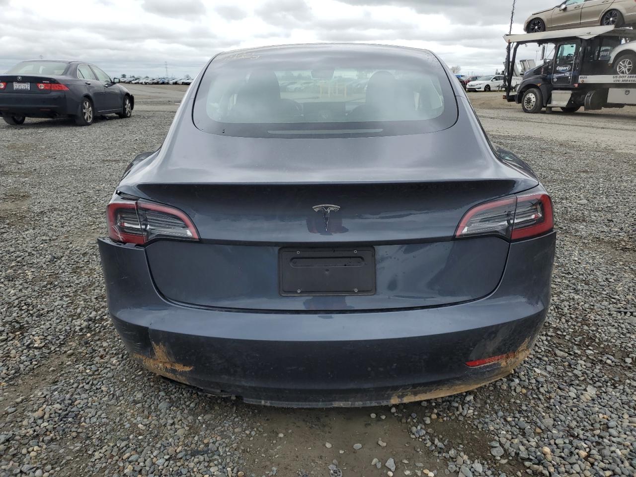 Photo 5 VIN: 5YJ3E1EA3PF626238 - TESLA MODEL 3 