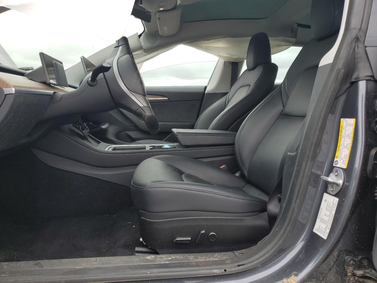 Photo 6 VIN: 5YJ3E1EA3PF626238 - TESLA MODEL 3 