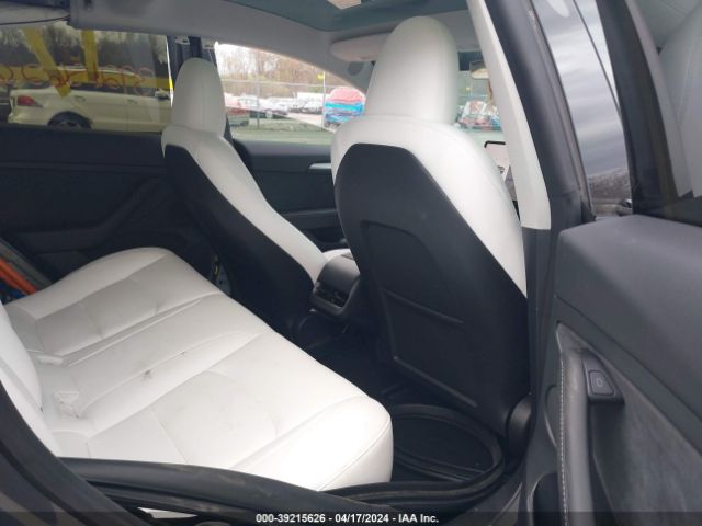 Photo 7 VIN: 5YJ3E1EA3PF669350 - TESLA MODEL 3 