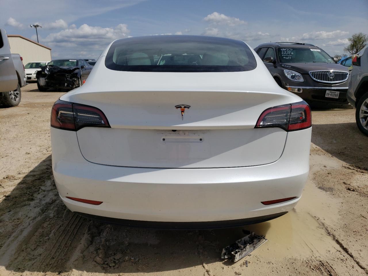 Photo 5 VIN: 5YJ3E1EA3PF670627 - TESLA MODEL 3 