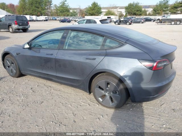 Photo 2 VIN: 5YJ3E1EA3PF700791 - TESLA MODEL 3 