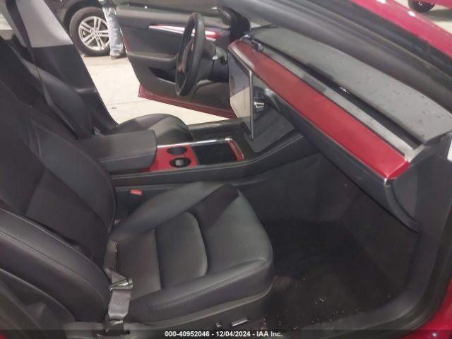 Photo 4 VIN: 5YJ3E1EA3PF708888 - TESLA MODEL 3 