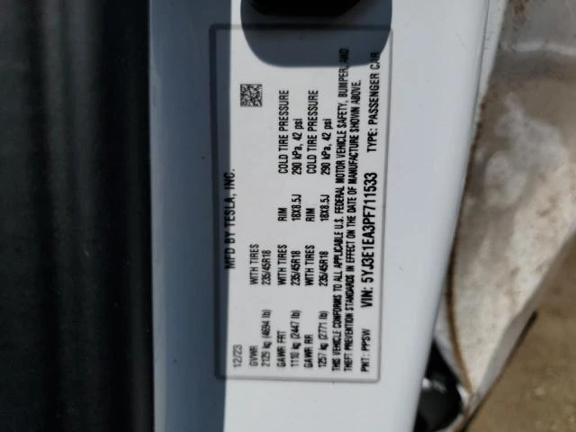 Photo 11 VIN: 5YJ3E1EA3PF711533 - TESLA MODEL 3 