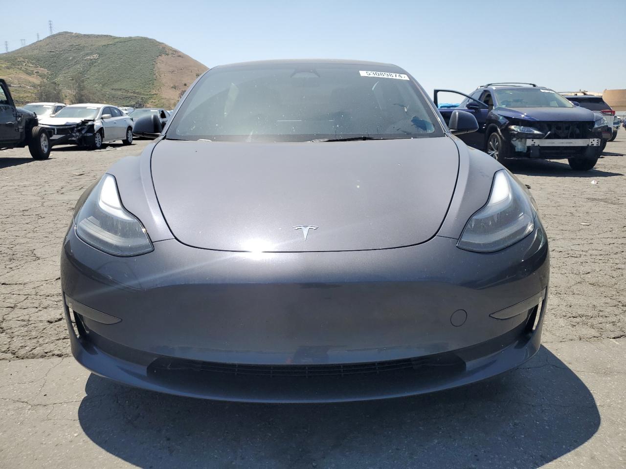 Photo 4 VIN: 5YJ3E1EA3PF712939 - TESLA MODEL 3 