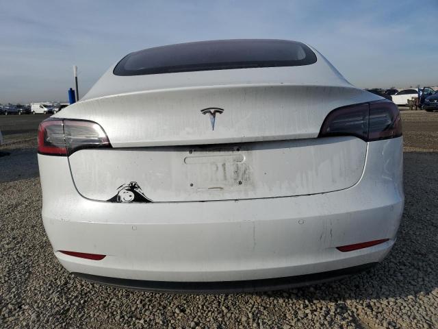 Photo 5 VIN: 5YJ3E1EA4JF017277 - TESLA MODEL 3 