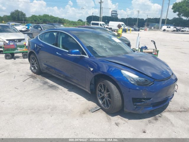 Photo 0 VIN: 5YJ3E1EA4JF027713 - TESLA MODEL 3 