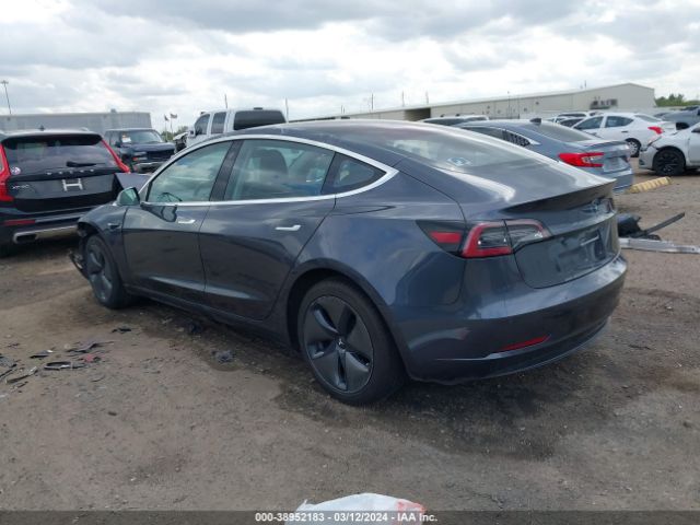 Photo 2 VIN: 5YJ3E1EA4JF030594 - TESLA MODEL 3 