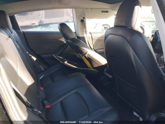 Photo 7 VIN: 5YJ3E1EA4JF036198 - TESLA MODEL 3 