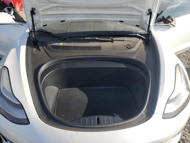 Photo 10 VIN: 5YJ3E1EA4JF042115 - TESLA MODEL 3 