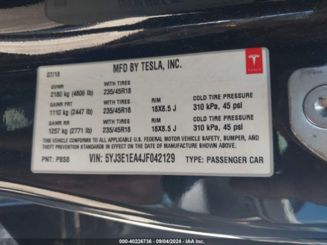 Photo 8 VIN: 5YJ3E1EA4JF042129 - TESLA MODEL 3 