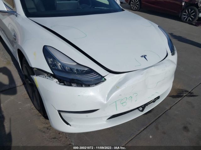 Photo 5 VIN: 5YJ3E1EA4JF069976 - TESLA MODEL 3 