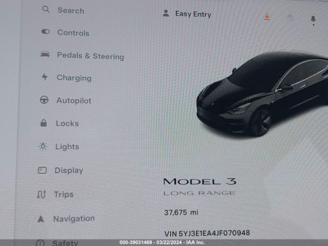 Photo 6 VIN: 5YJ3E1EA4JF070948 - TESLA MODEL 3 