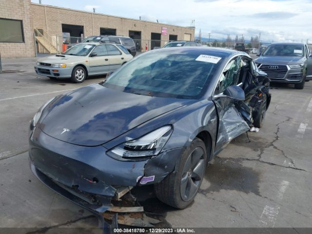 Photo 5 VIN: 5YJ3E1EA4JF101793 - TESLA MODEL 3 