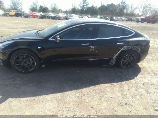 Photo 5 VIN: 5YJ3E1EA4JF152534 - TESLA MODEL 3 