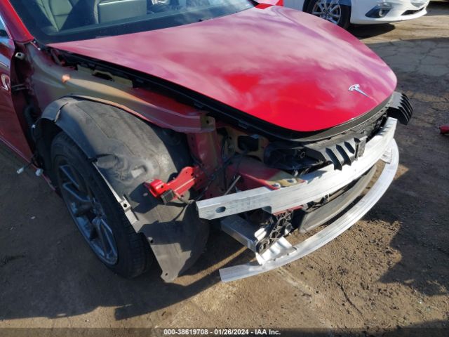 Photo 5 VIN: 5YJ3E1EA4KF305625 - TESLA MODEL 3 