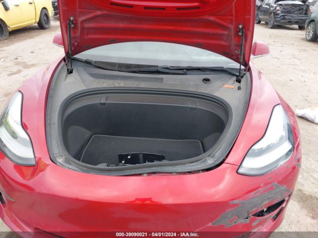 Photo 9 VIN: 5YJ3E1EA4KF331917 - TESLA MODEL 3 