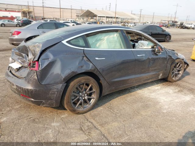 Photo 3 VIN: 5YJ3E1EA4KF396427 - TESLA MODEL 3 