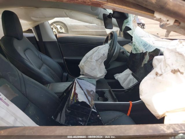 Photo 4 VIN: 5YJ3E1EA4KF396427 - TESLA MODEL 3 