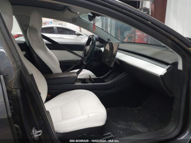 Photo 4 VIN: 5YJ3E1EA4KF519577 - TESLA MODEL 3 